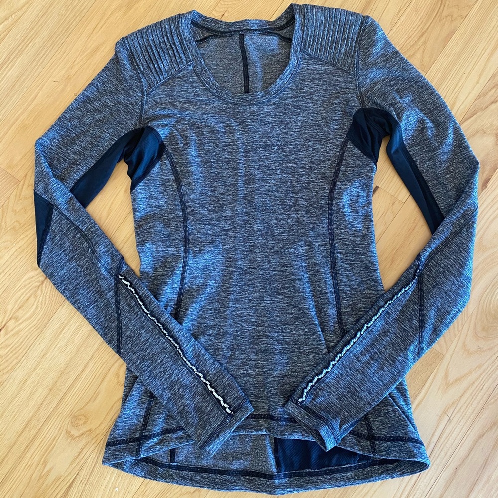 Long sleeve lululemon shirt